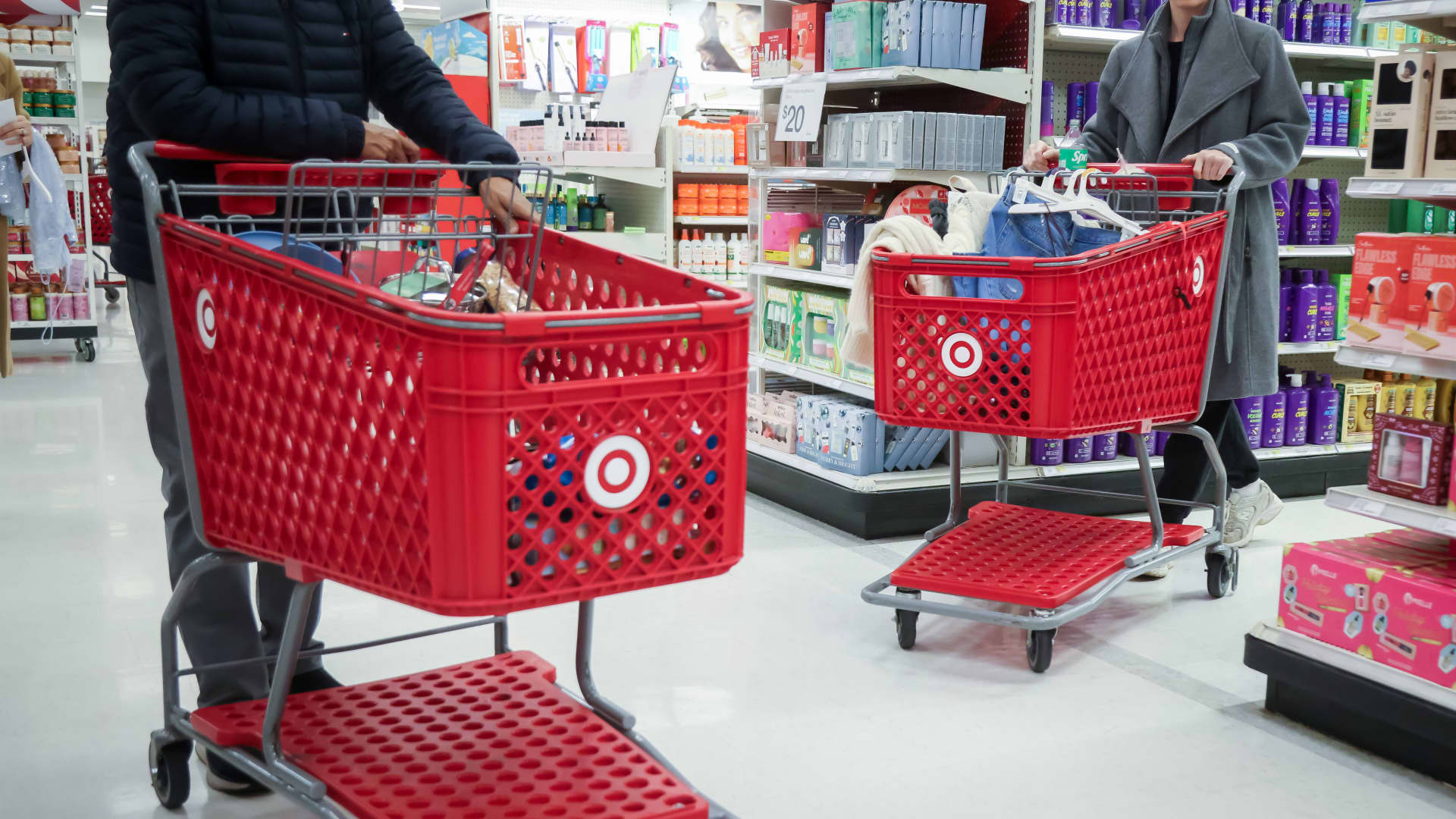 Stocks making the biggest moves premarket: TGT, BBY, ONON, MDB